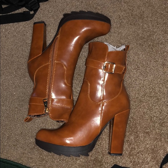 Elegant women’s walnut - high heel ankle boots - Picture 1 of 1